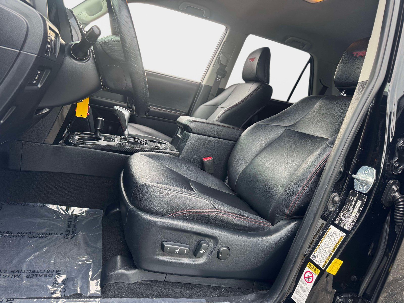Used 2019 Toyota 4Runner TRD Off-Road Premium AWD/4WD image 13