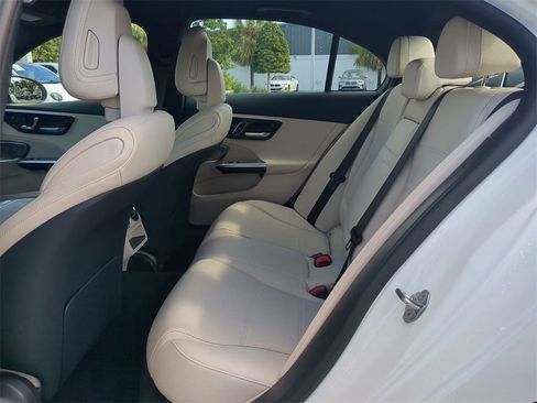 Used 2023 Mercedes-Benz C 300 Sedan image 15