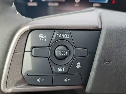 Used 2026 Nissan Sentra SV w/ SV Convenience Package FWD image 14