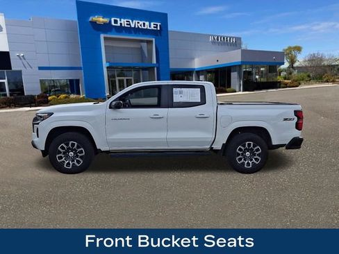 Used 2024 Chevrolet Colorado Z71 w/ Z71 Convenience Package 2 AWD/4WD image 27