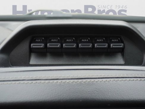 Used 2023 Ford Ranger Lariat w/ Tremor Off-Road Package image 28