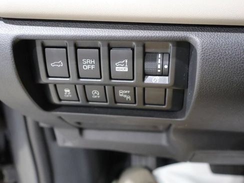 Used 2023 Subaru Forester Limited w/ Popular Package #3 AWD/4WD image 32