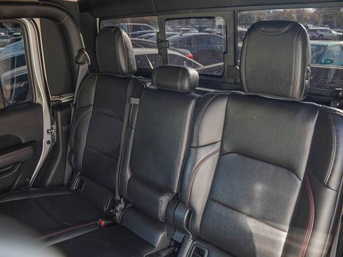 Used 2023 Jeep Gladiator Rubicon w/ LED Lighting Group image 30