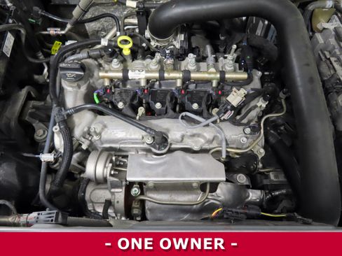 Used 2023 GMC Terrain SLE w/ Driver Convenience Package image 25