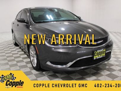 Used 2015 Chrysler 200 Limited w/ Convenience Group