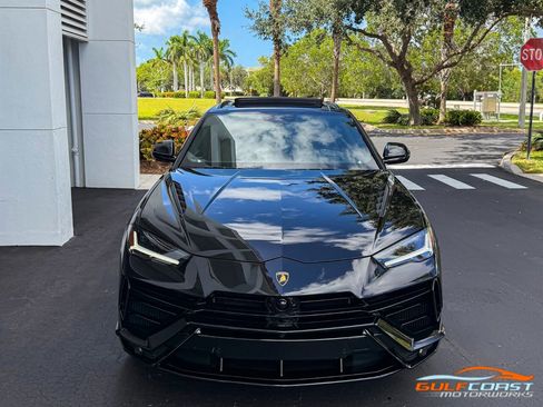 Used 2024 Lamborghini Urus S image 4