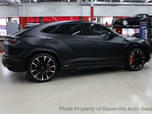 Used 2023 Lamborghini Urus S image 8