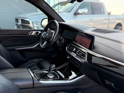 Used 2020 BMW X5 xDrive40i w/ M Sport Package AWD/4WD image 33