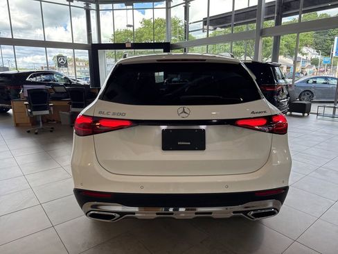 Certified 2025 Mercedes-Benz GLC 300 4MATIC image 6