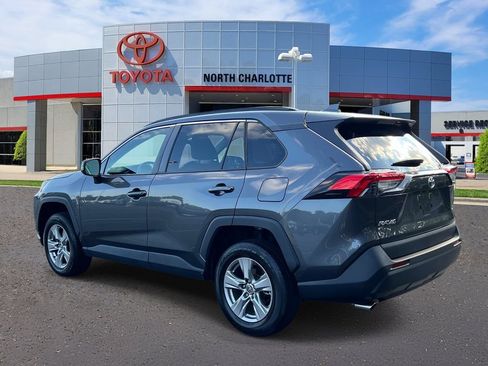 Used 2023 Toyota RAV4 XLE w/ Convenience Package FWD image 6