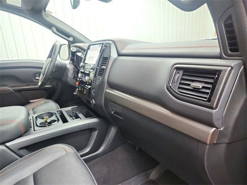 Used 2024 Nissan Titan PRO-4X w/ Off Road Protection Package image 34