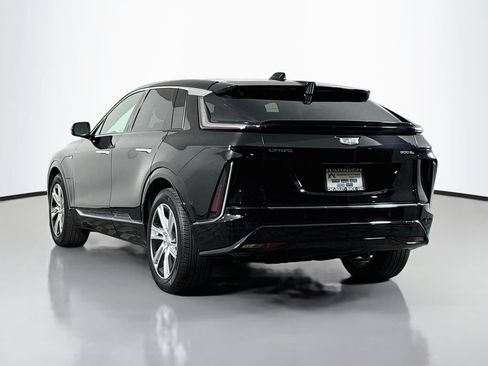 Used 2024 Cadillac Lyriq Tech w/ Driver Assist Package AWD/4WD image 6