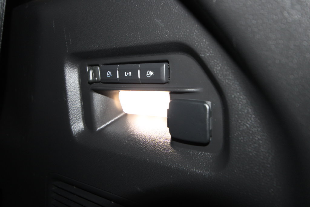 Used 2023 Ford Explorer ST w/ Equipment Group 401A AWD/4WD image 44