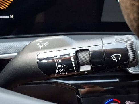 Used 2025 Kia K5 LXS FWD image 29