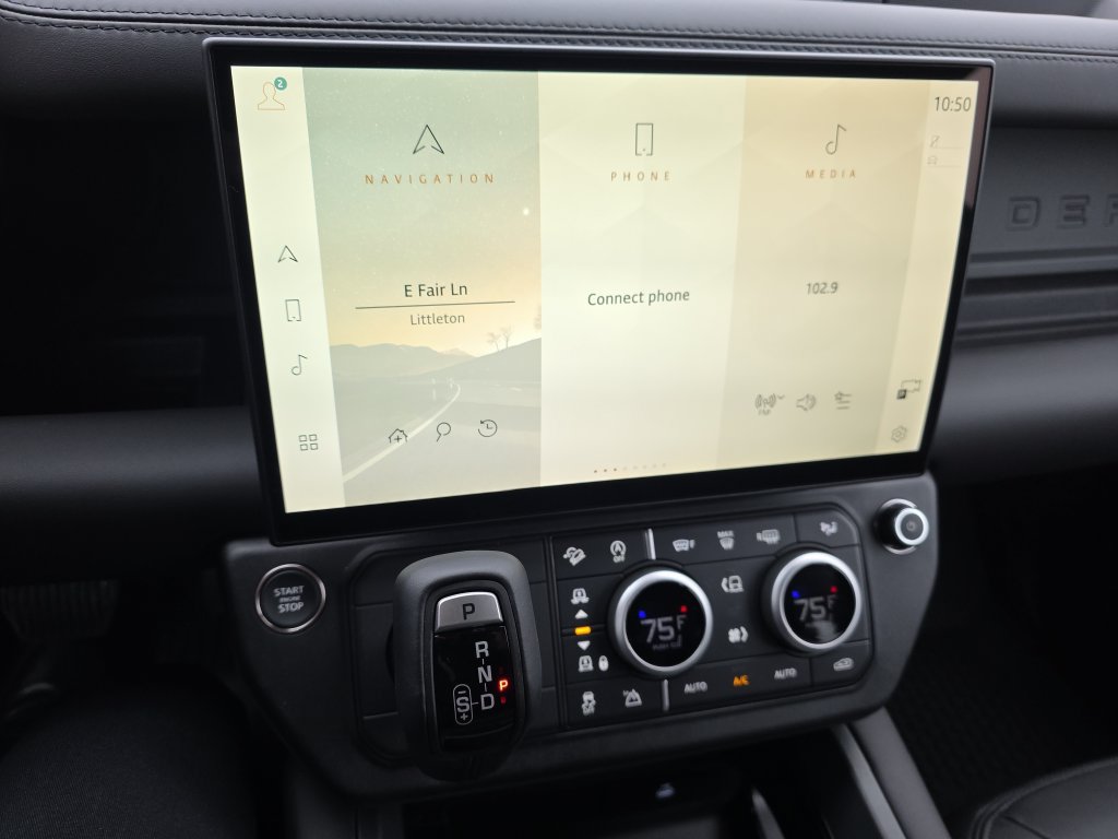 New 2026 Land Rover Defender 110 X-Dynamic SE AWD/4WD image 15