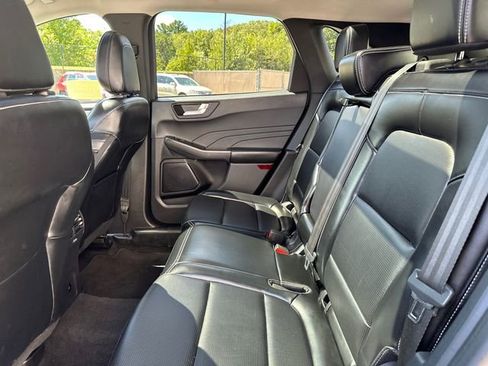 Certified 2023 Ford Escape Platinum image 19