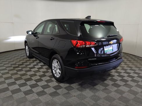 Used 2024 Chevrolet Equinox LS w/ Driver Confidence II Package AWD/4WD image 6