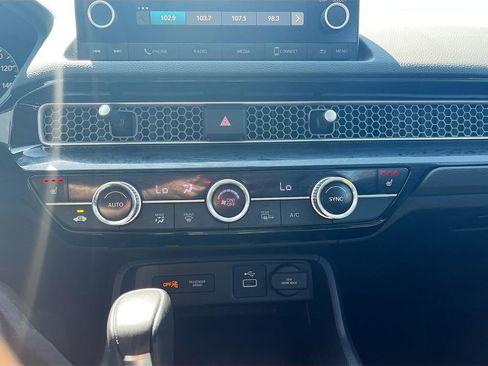 Used 2023 Honda Civic EX image 19