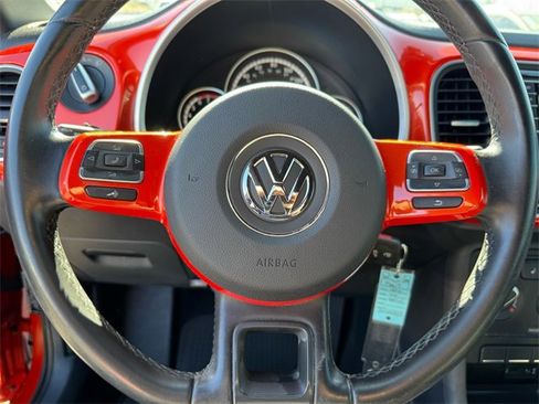 Used 2016 Volkswagen Beetle 1.8T SE image 17