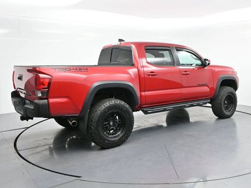 Used 2023 Toyota Tacoma TRD Off-Road AWD/4WD image 7