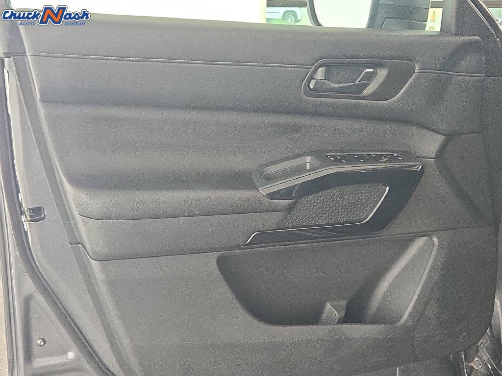 Used 2025 Nissan Pathfinder SV AWD/4WD image 27