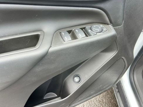 Used 2024 Chevrolet Equinox LT AWD/4WD image 22
