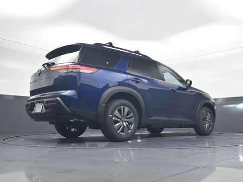 New 2026 Nissan Pathfinder SV image 22