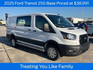 Used 2025 Ford Transit 250 Low Roof w/ Exterior Upgrade Package RWD video 1