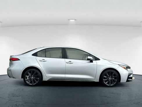 Used 2023 Toyota Corolla XSE w/ Carpet Mat Package (TMS) FWD image 7