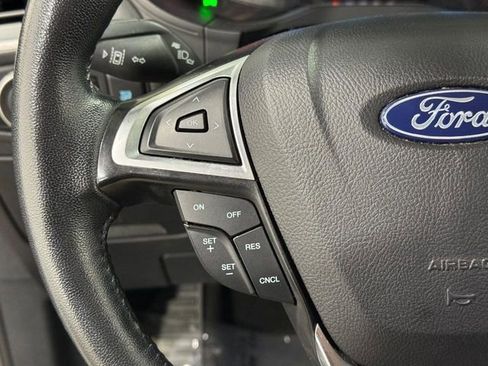 Used 2024 Ford Edge SEL AWD/4WD image 16