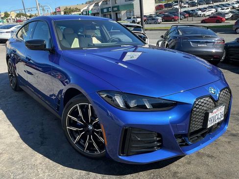 Used 2025 BMW i4 eDrive40 w/ M Sport Package image 1