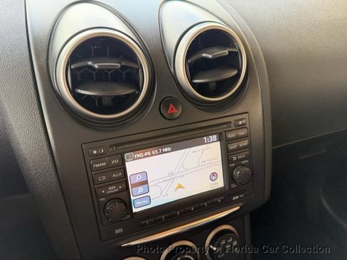 Used 2012 Nissan Rogue SL FWD image 39