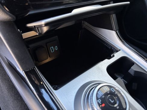 Used 2023 Ford Explorer ST-Line image 21