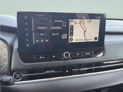 Used 2025 Mitsubishi Outlander SE image 26