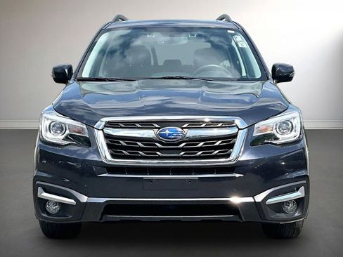 Used 2018 Subaru Forester 2.5i Touring w/ Popular Package #2 AWD/4WD image 2