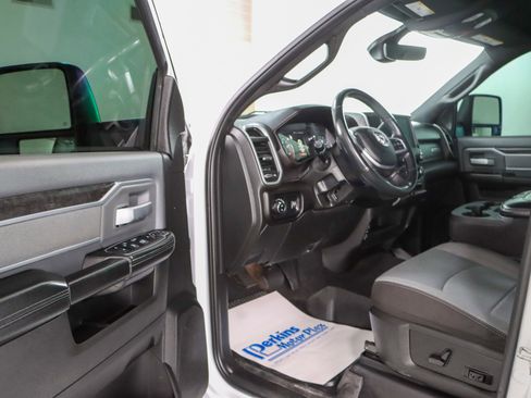 Used 2023 RAM 2500 Big Horn w/ Level 1 Equipment Group AWD/4WD image 3