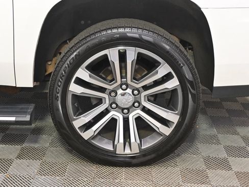 Used 2019 GMC Yukon XL Denali w/ Denali Ultimate Package AWD/4WD image 21