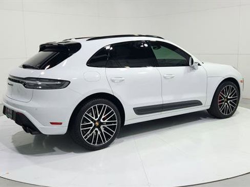 Used 2023 Porsche Macan GTS image 8