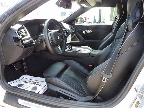 Used 2020 BMW Z4 M40i w/ Executive Package RWD image 10