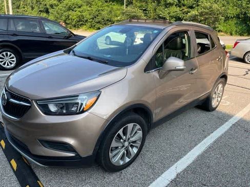 Used 2019 Buick Encore Preferred AWD/4WD image 1