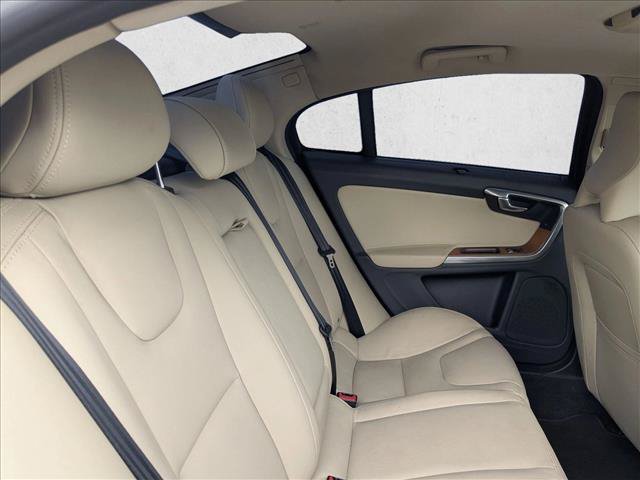Used 2017 Volvo S60 T5 Inscription Platinum FWD image 15