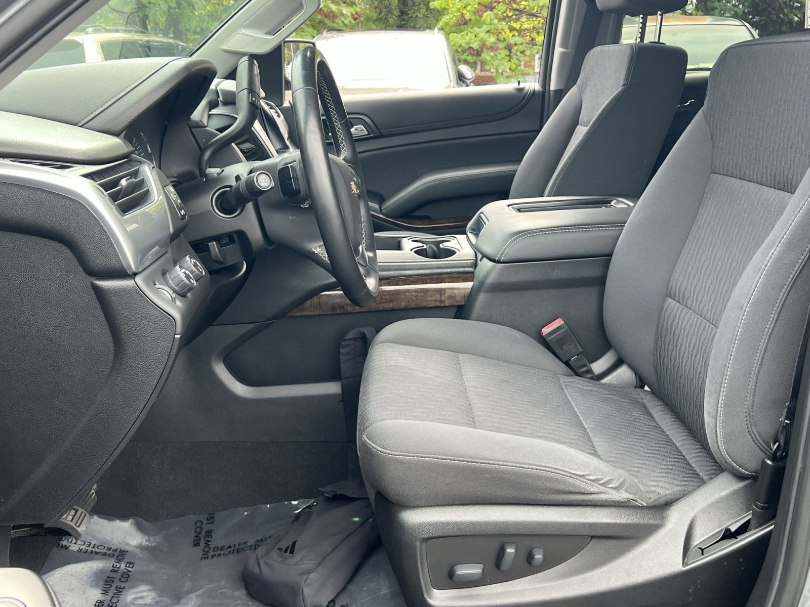 Used 2019 Chevrolet Tahoe LS w/ Enhanced Driver Alert Package AWD/4WD image 12