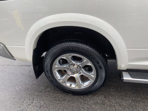 Certified 2016 RAM 1500 Laramie w/ Convenience Group image 12