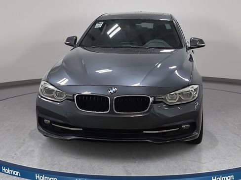 Used 2018 BMW 330i xDrive Sedan AWD/4WD image 3