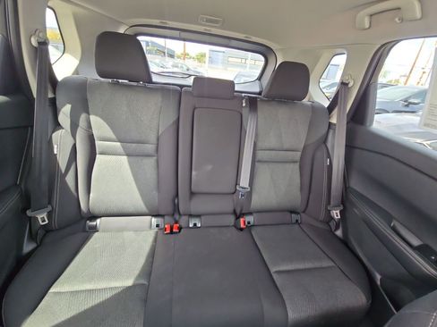 Used 2025 Nissan Rogue SV FWD image 30