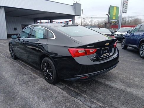 Used 2023 Chevrolet Malibu LT image 3