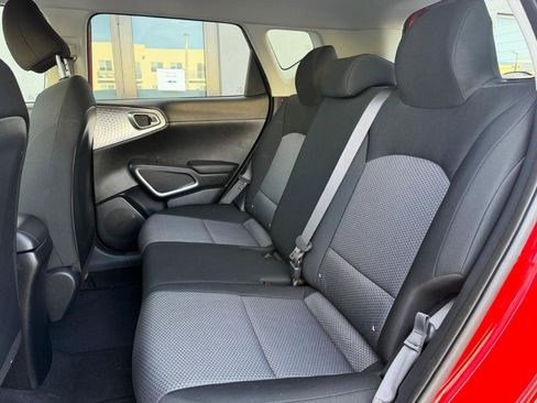 Used 2023 Kia Soul LX FWD image 20