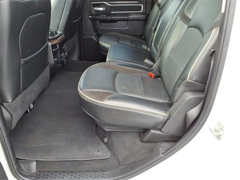 Used 2024 RAM 2500 Laramie image 12