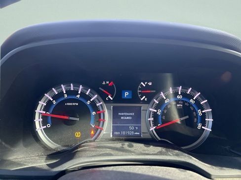 Used 2014 Toyota 4Runner SR5 image 26