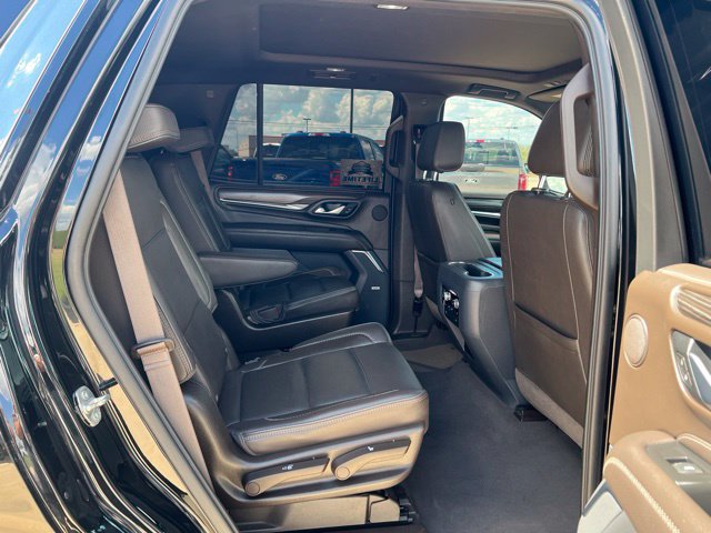 Used 2021 GMC Yukon Denali w/ Denali Premium Package AWD/4WD image 22